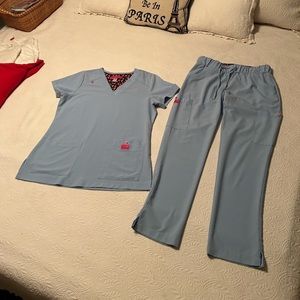 ❣️BETSEY JOHNSON SCRUBS❣️